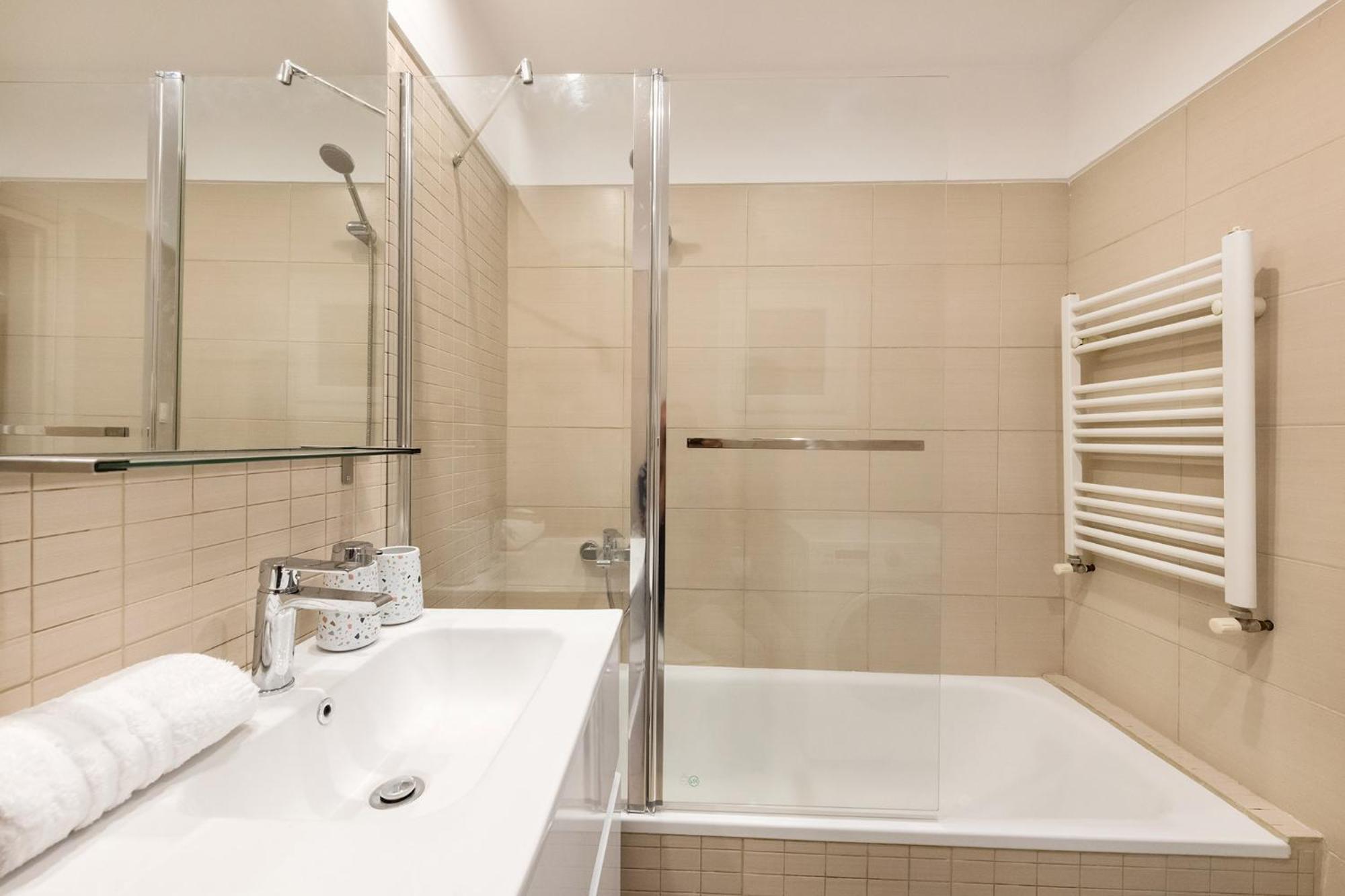 Portoseaview Apartments A Svolou 53 Thessaloníki Ngoại thất bức ảnh